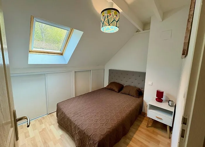 Duplex T3 Avec Parking à Cauterets, Proche Télécabines - Fr-1-812-31 Appartement *