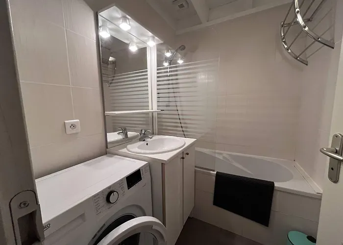 Duplex T3 Avec Parking à Cauterets, Proche Télécabines - Fr-1-812-31 * Cauterets